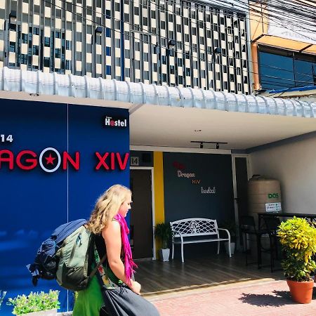 Dragon XIV Hostel Bangkok Bagian luar foto