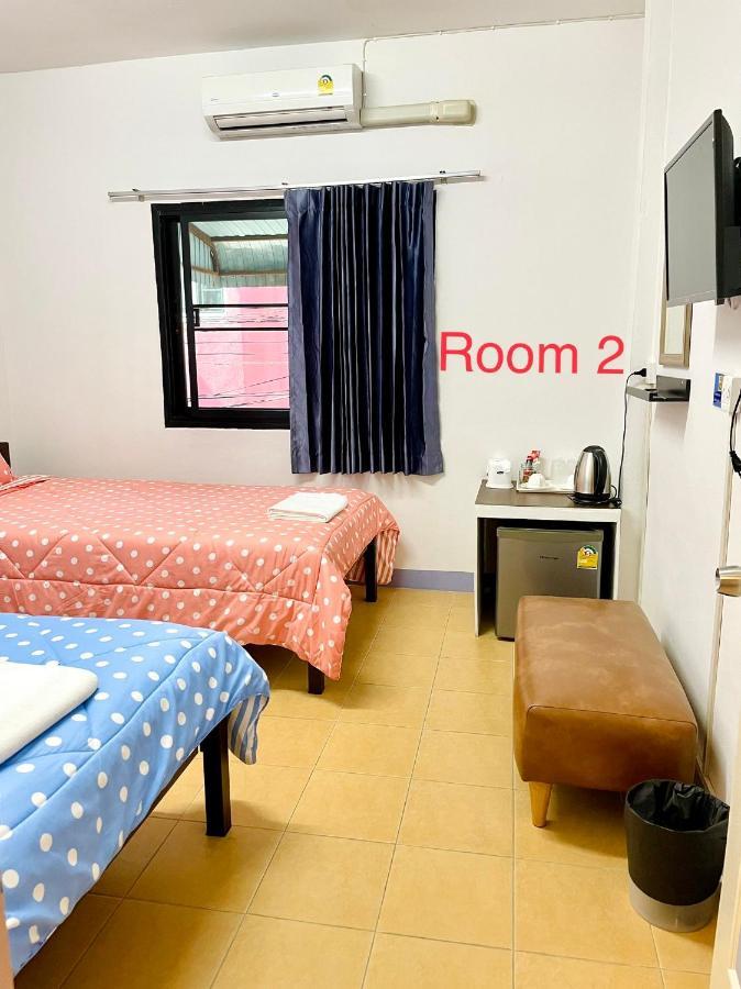 Dragon XIV Hostel Bangkok Bagian luar foto